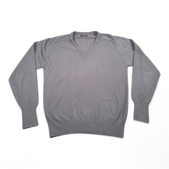 Vintage Harrod Sweater Adult LARGE Gray V Neck Acrylic Knit Raglan Preppy 80s - Picture 1 of 8
